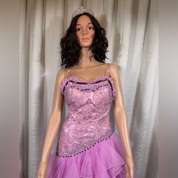 Mystique Lavender Beaded Lace Tulle Dress Sz 2 | Prom • Formal • Evening - Picture 11 of 11